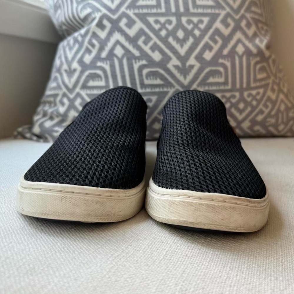 OluKai Pehuea Slip-On Sneakers Black Mesh Women’s 9.5 Comfort Casual - Picture 2 of 8
